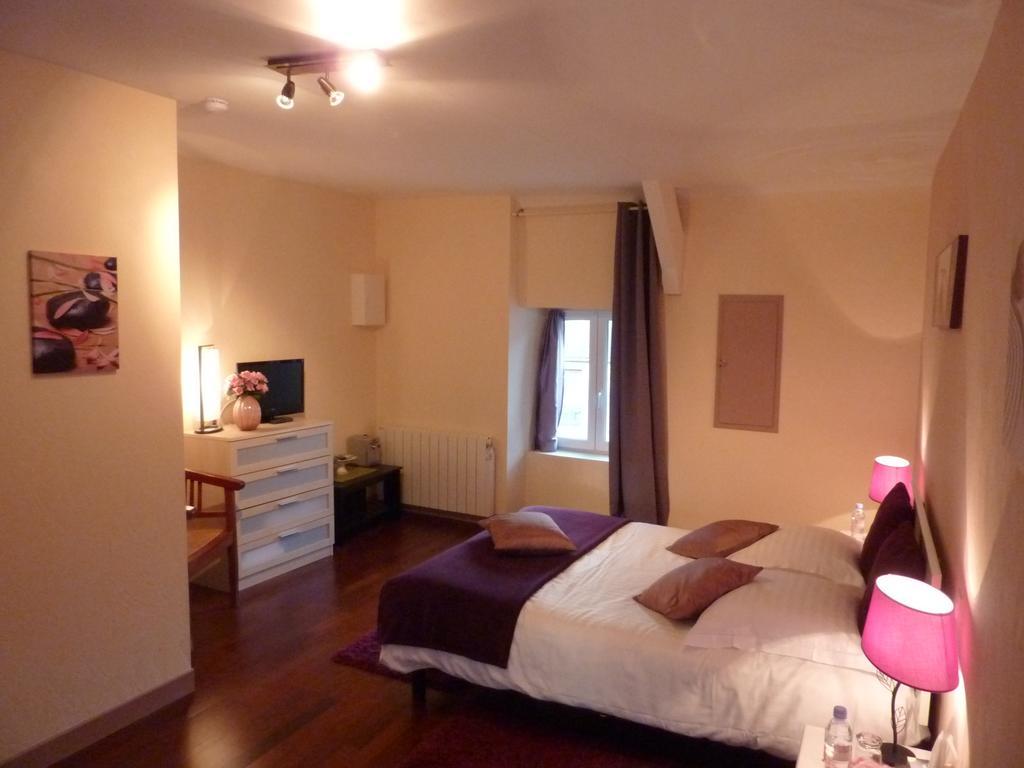 Maison D'Hotes Les Belles De Mai Pontorson Kamer foto