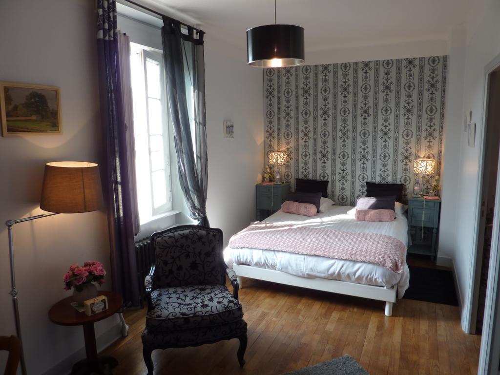 Maison D'Hotes Les Belles De Mai Pontorson Kamer foto