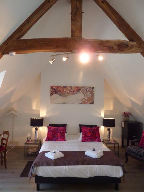 Maison D'Hotes Les Belles De Mai Pontorson Kamer foto